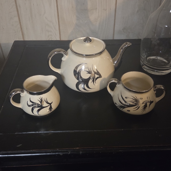Gibson Other - Cream and Black Ceramic Tea Set